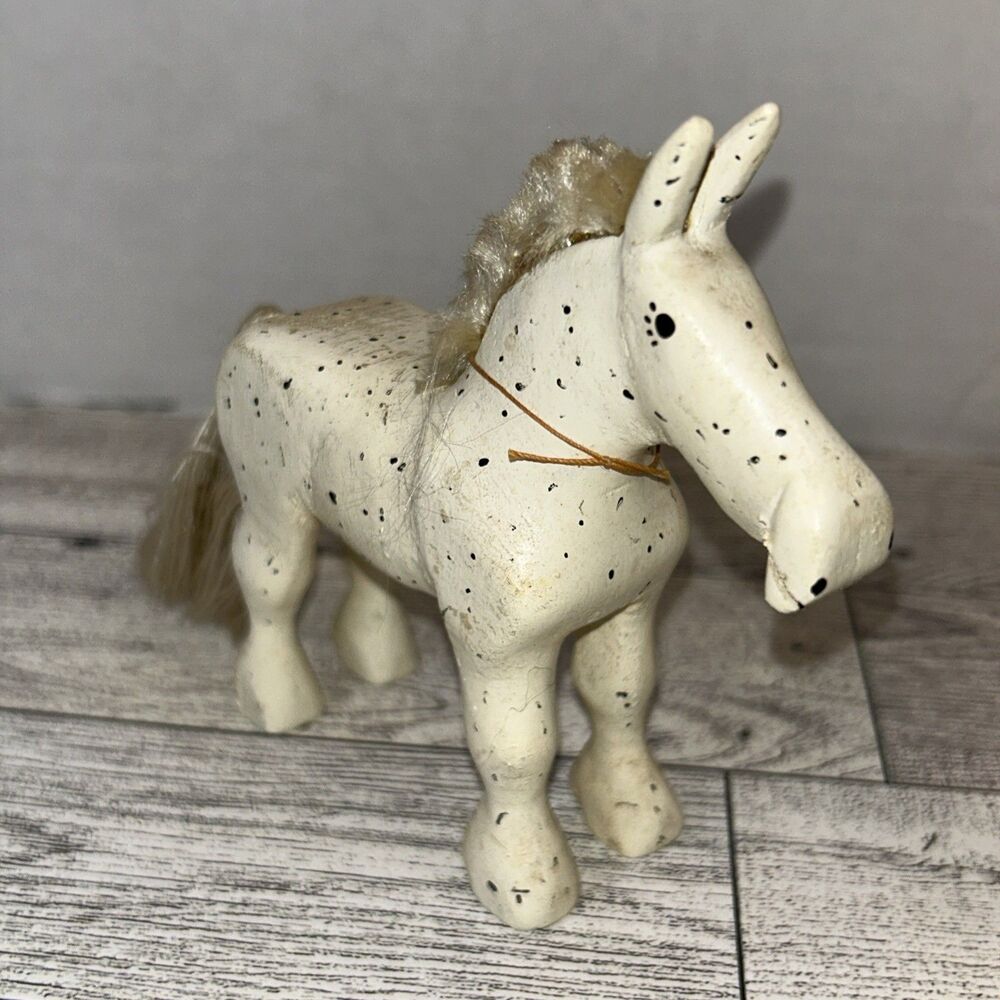 Unique Hand Carved Primitive Wood Horse Figurine 4”x4” Country Cottage Pony